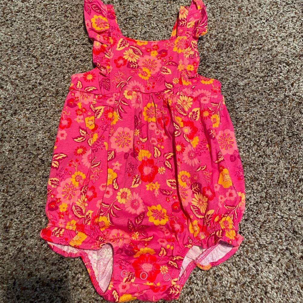 NWT Carters romper